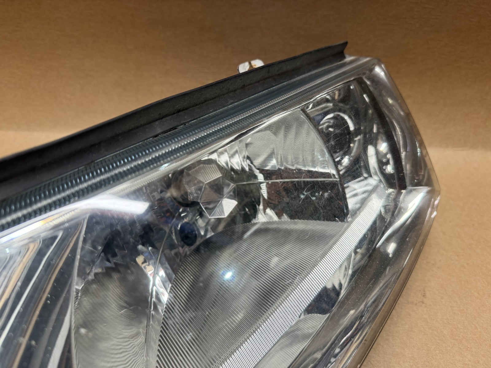 Skoda Octavia MK1 Headlight Left Passenger Near Side 1U2941017P