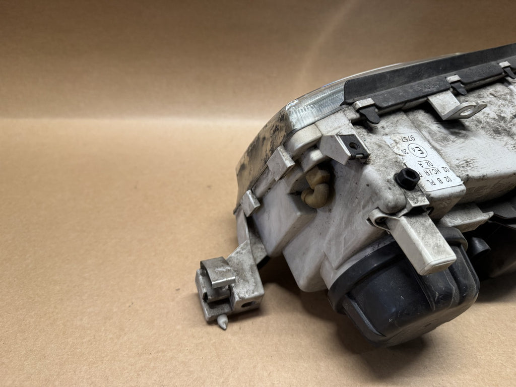 Skoda Octavia MK1 Headlight Left Passenger Near Side 1U2941017P