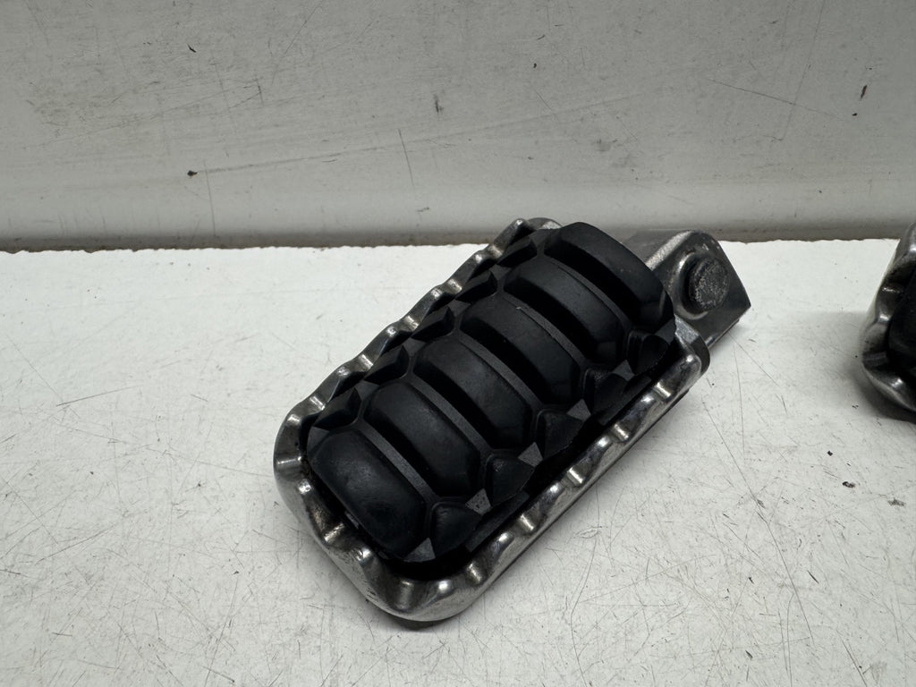 2011 Yamaha Super Tenere XT 1200 Z Left & Right Riders Foot Peg