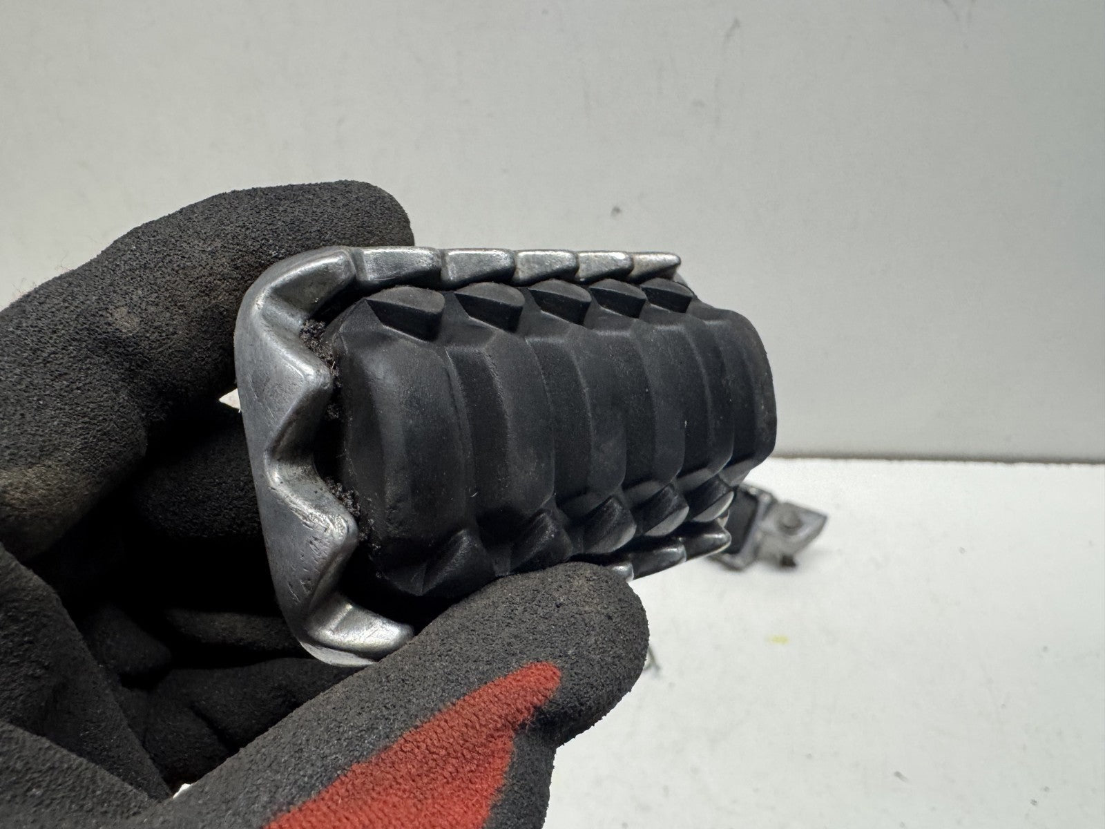 2011 Yamaha Super Tenere XT 1200 Z Left & Right Riders Foot Peg