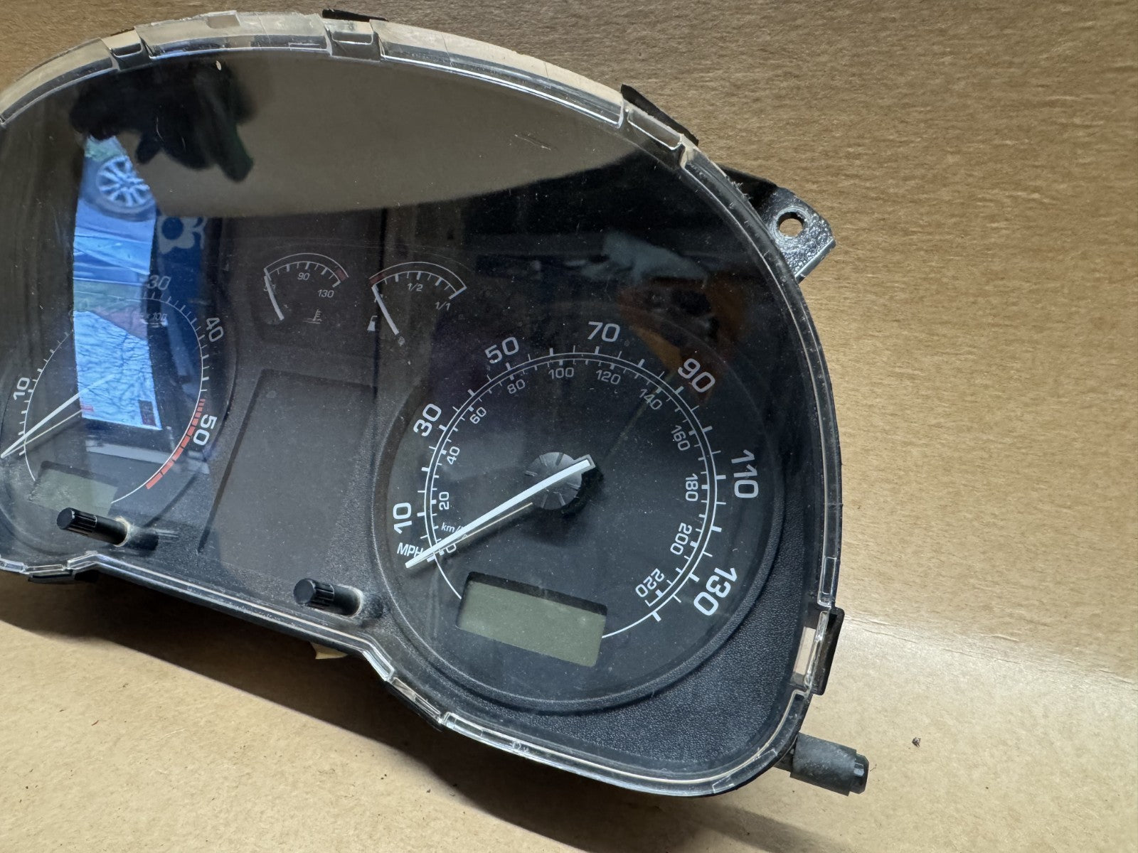 Skoda Octavia Mk1 Clocks Speedometer 1U0920911F