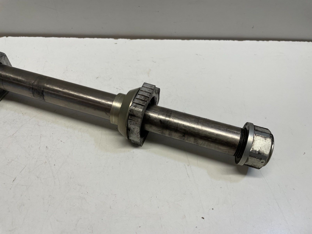 Rear Wheel Spindle KTM 690 Duke 2015 (2012 - 2015)