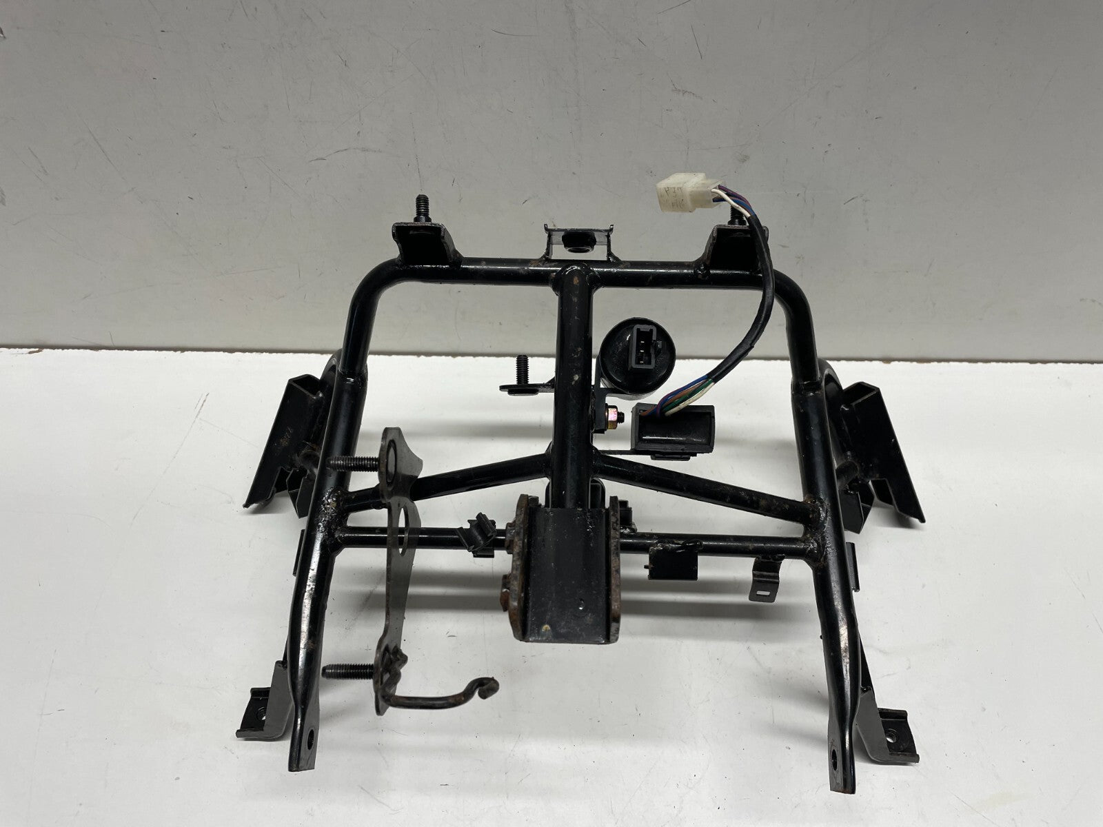 Front Fairing Headlight Mount Bracket Kawasaki J300 SC300 2013 - 2015