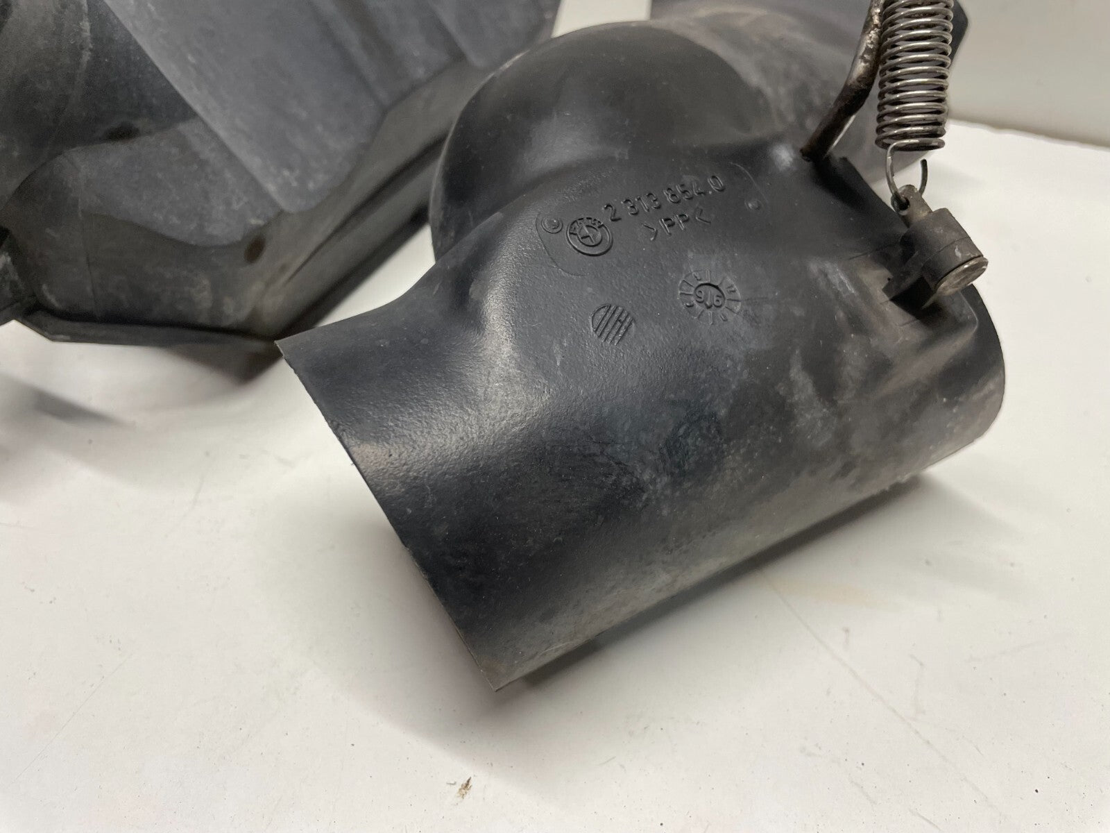 Air Ducts BMW R1100RT 1998