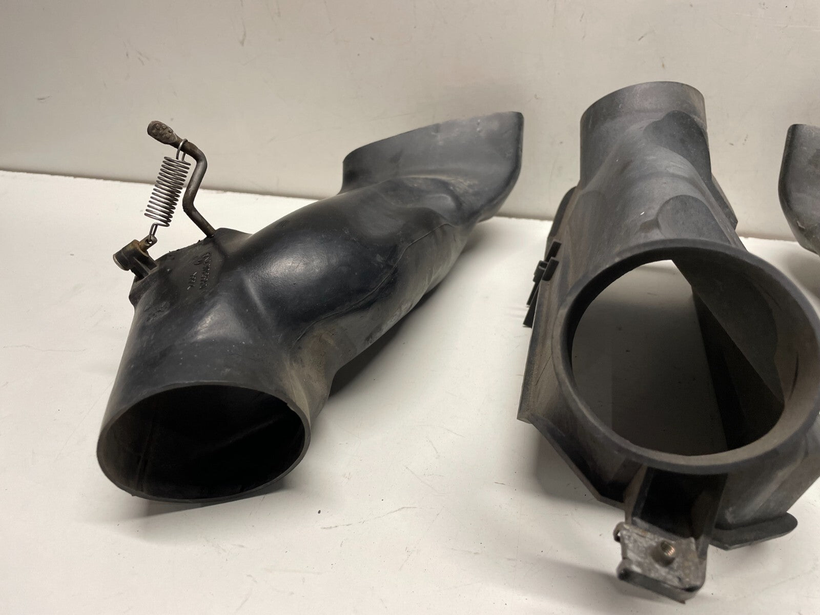 Air Ducts BMW R1100RT 1998