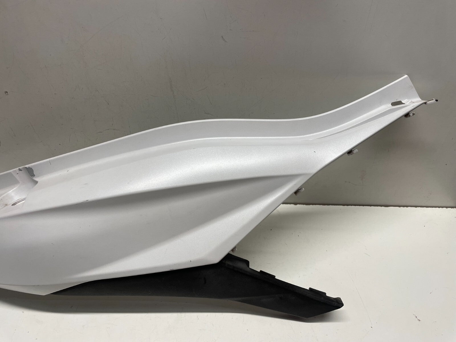 Rear Right Side Fairing Cover Kawasaki J300 SC300 2013 - 2015