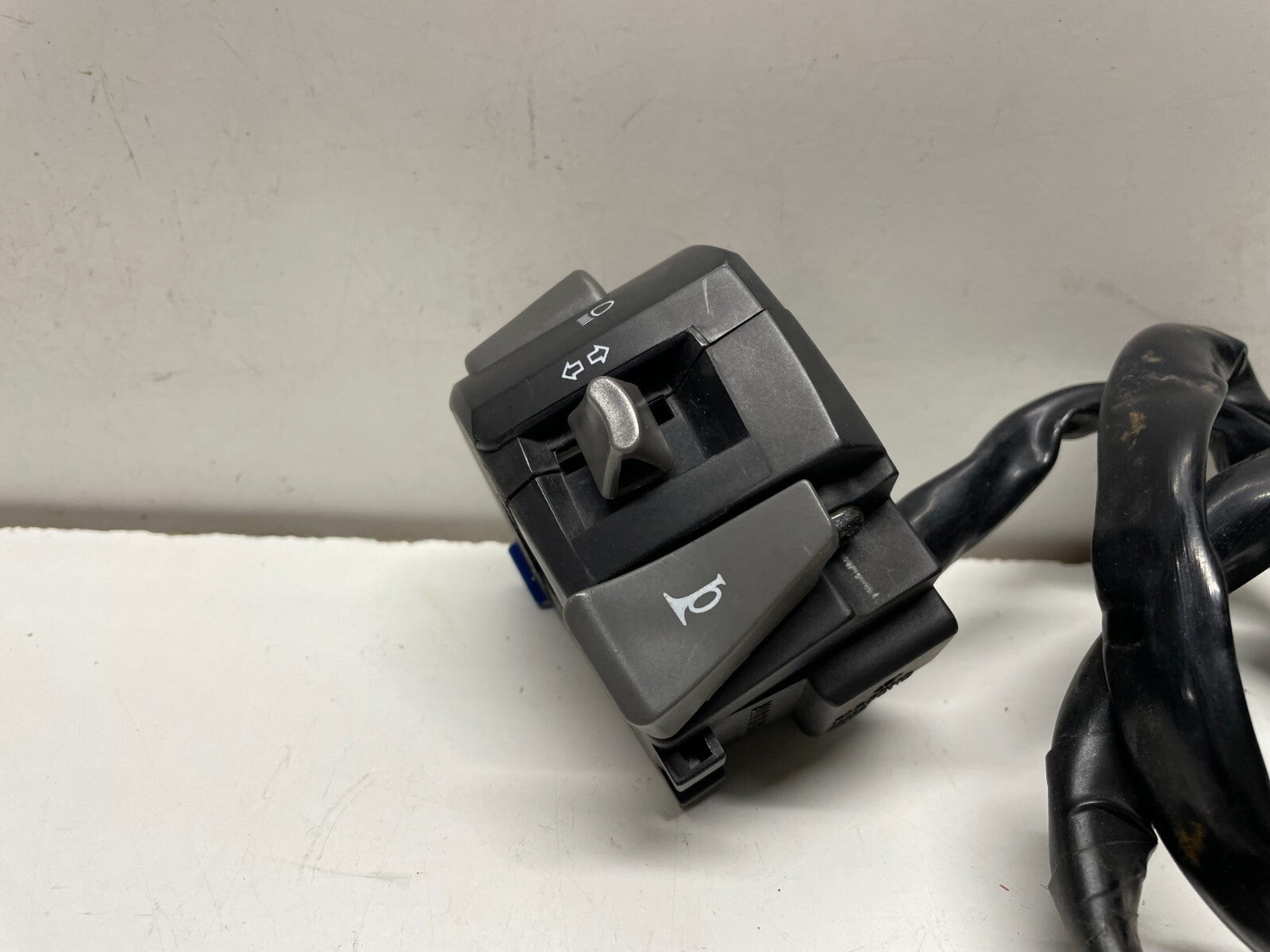 Left Hand Switchgear Aprilia Caponord ETV 1000 2003