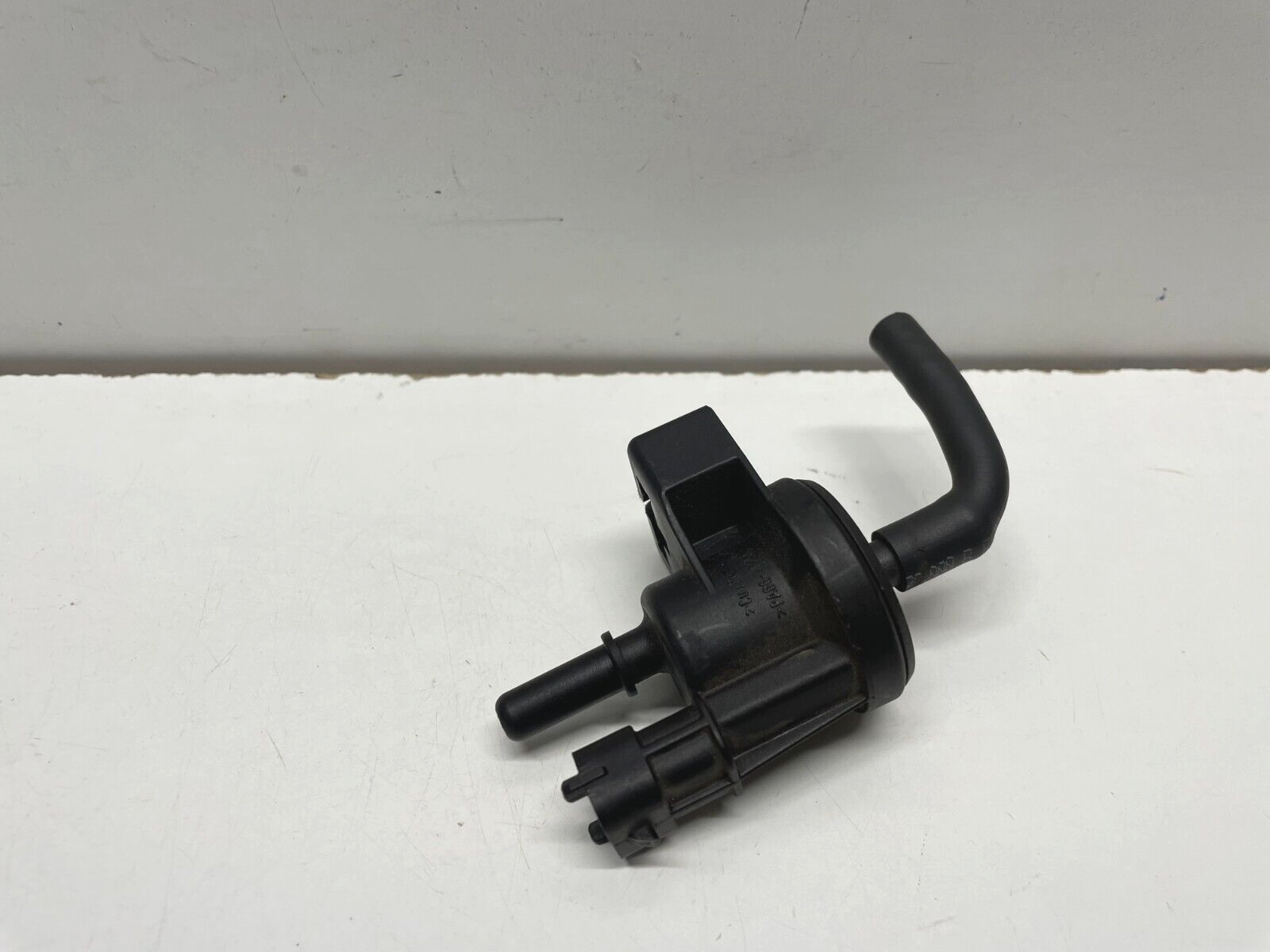 Fuel Tank Breather Valve KTM 1290 Superduke GT 2016