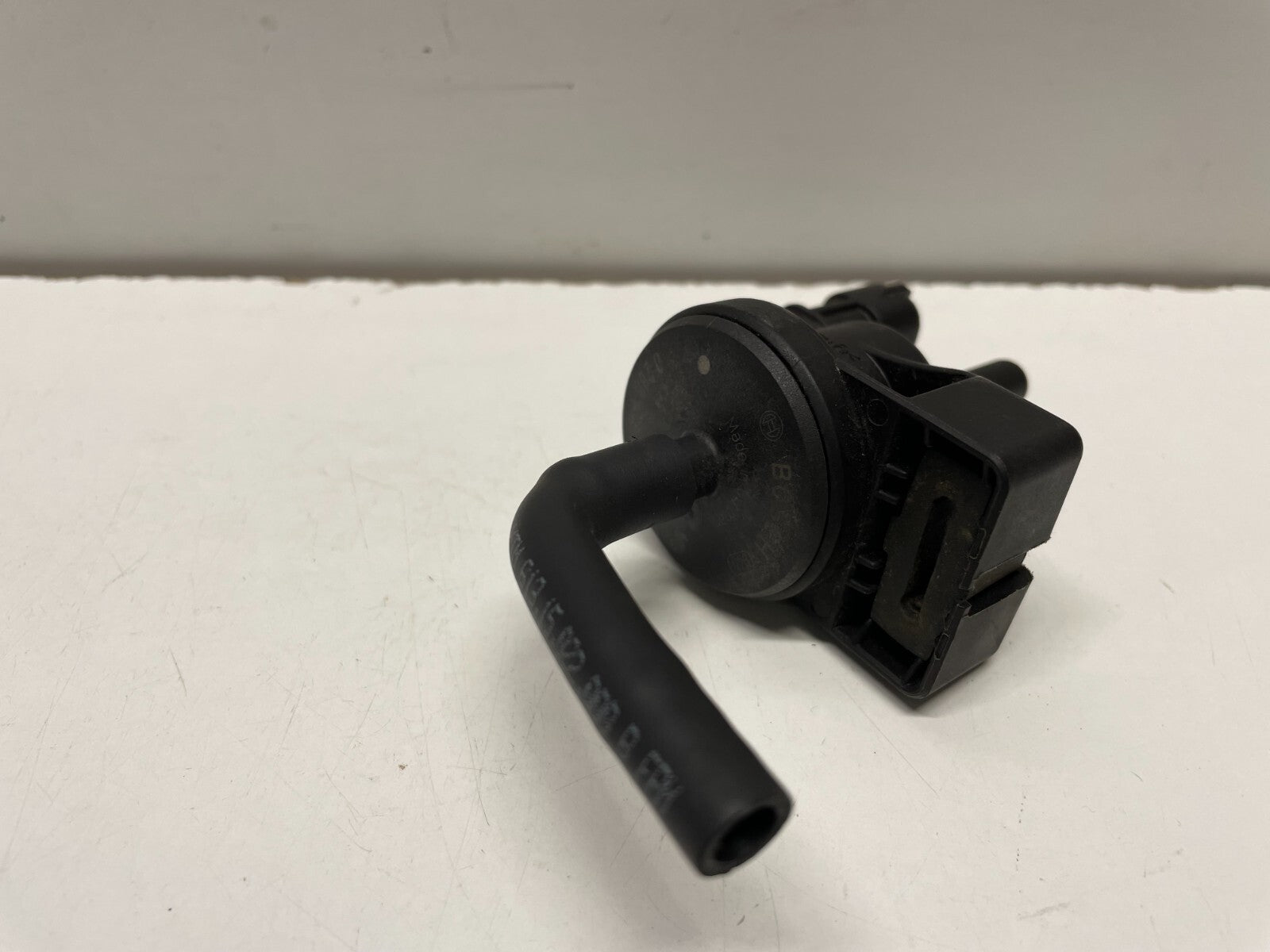 Fuel Tank Breather Valve KTM 1290 Superduke GT 2016