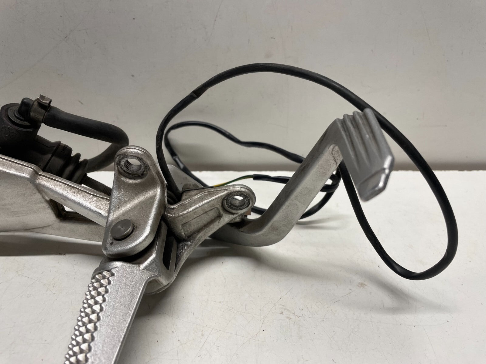Right Foot Assembly Brake Master Cylinder BMW K1200S 2006 - 2008