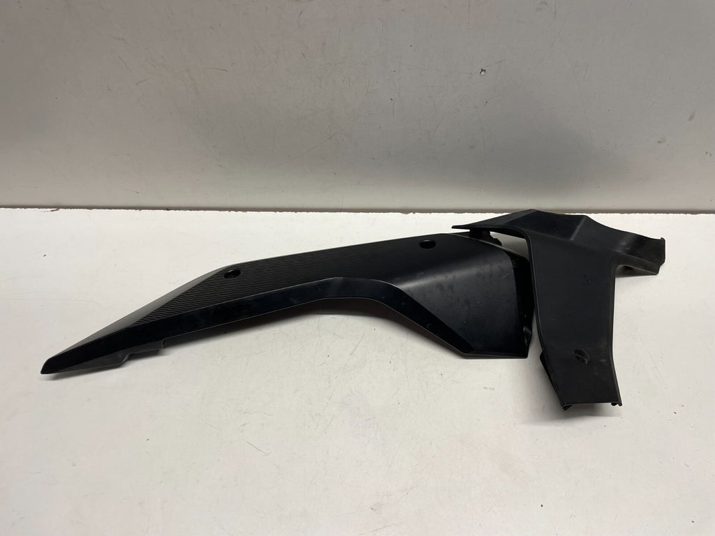 Lower Right Tank Cover Infill KTM 1290 Superduke GT 2016