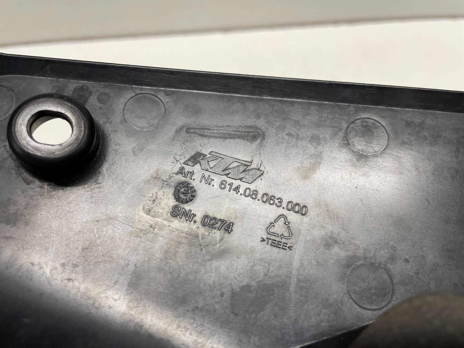 Lower Right Tank Cover Infill KTM 1290 Superduke GT 2016