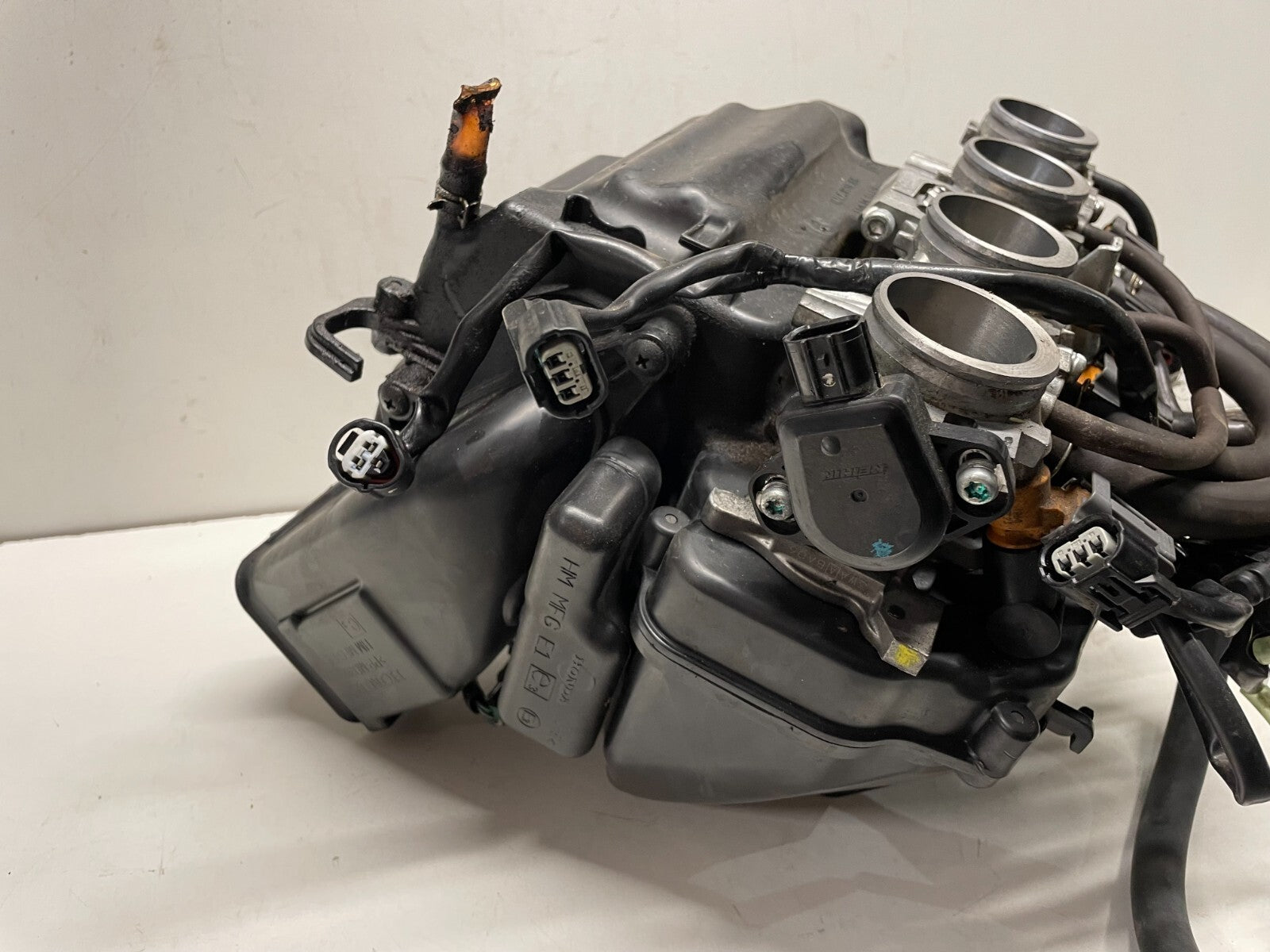 Throttle Bodies & Air Box Honda CBR 600 FA 2011 - 2013