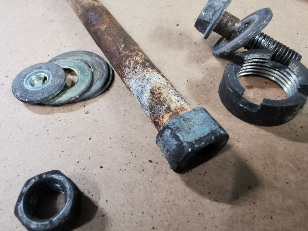 Engine Bolts Honda XL 1000 V Varadero 2000 (1999 - 2003)