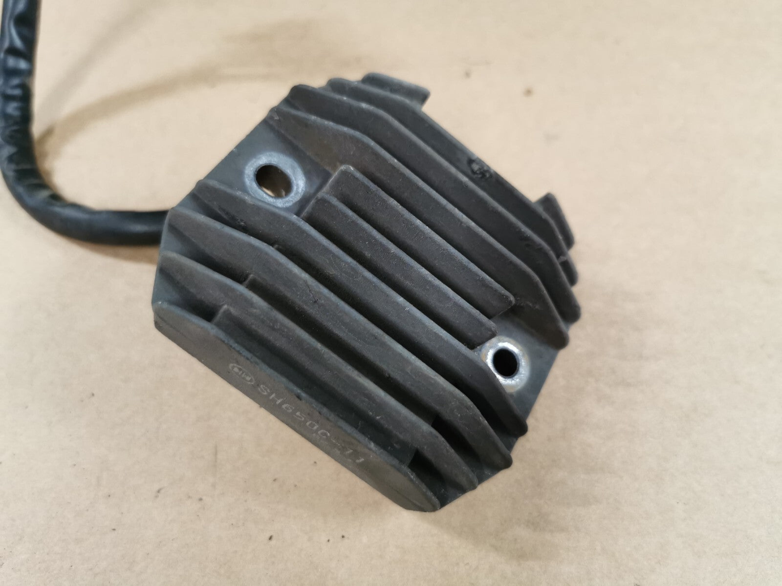 Voltage Regulator Yamaha FZS 600 Fazer 2002 - 2003