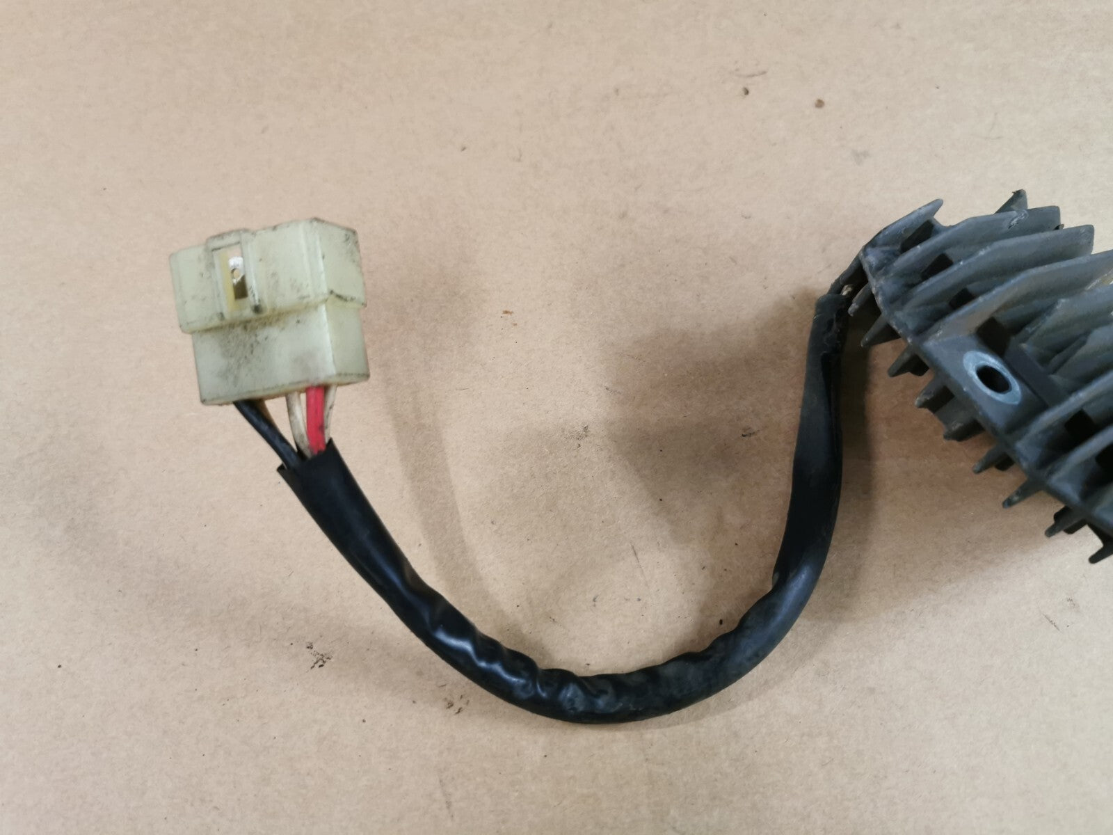 Voltage Regulator Yamaha FZS 600 Fazer 2002 - 2003