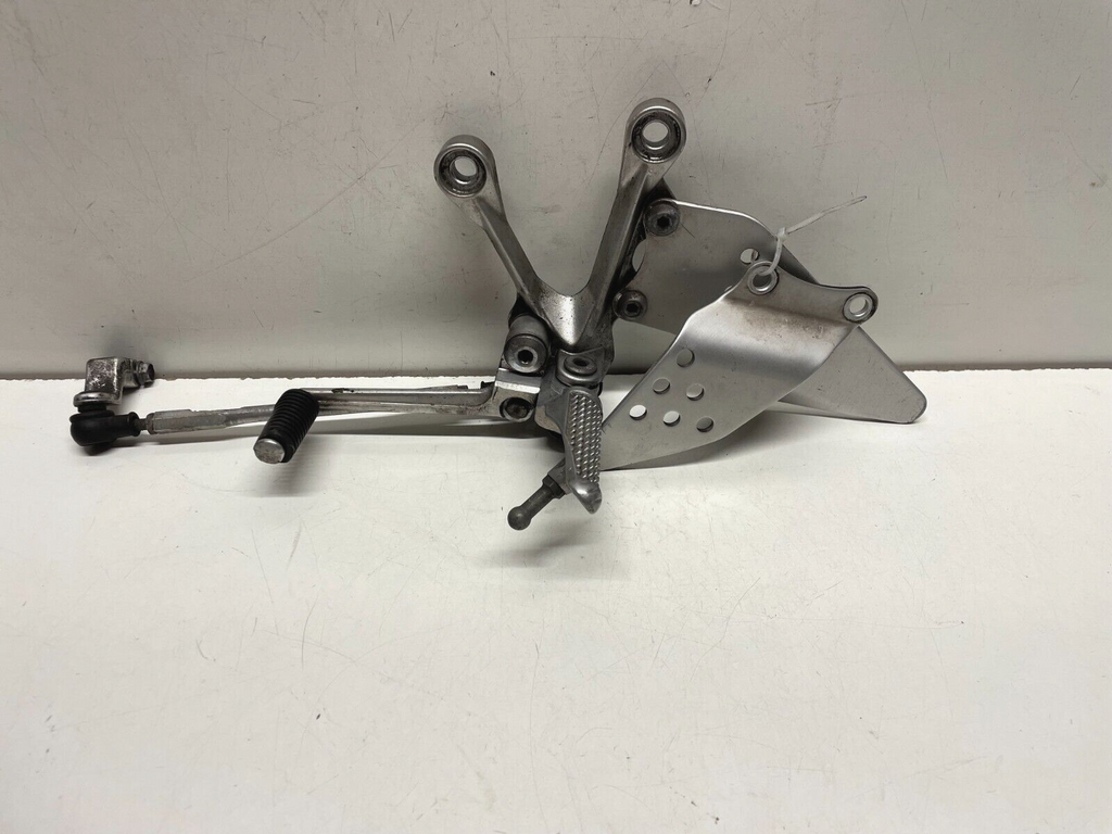 Front Left Foot Assembly Kawasaki ZX6R 636 Ninja C1H 2005 - 2006