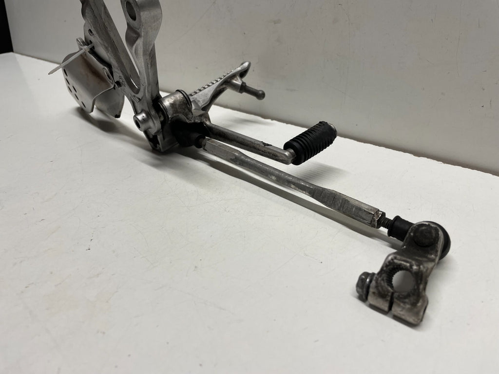 Front Left Foot Assembly Kawasaki ZX6R 636 Ninja C1H 2005 - 2006