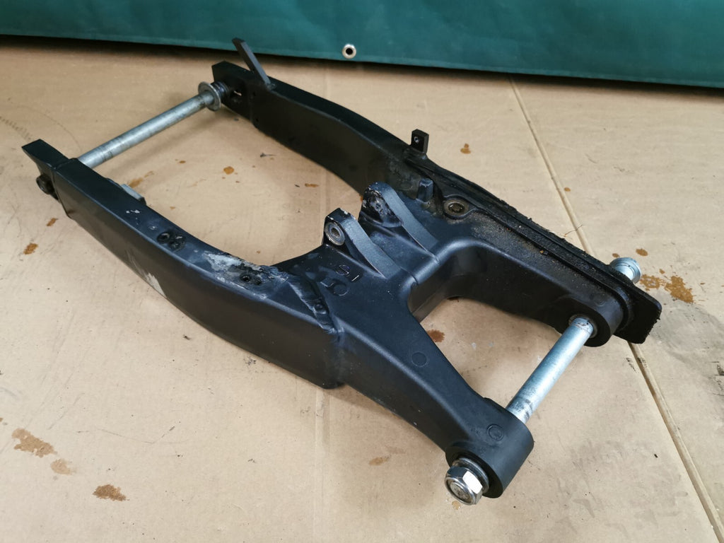 Rear Swingarm + Axle Honda CBR 600 FA 2011 - 2013