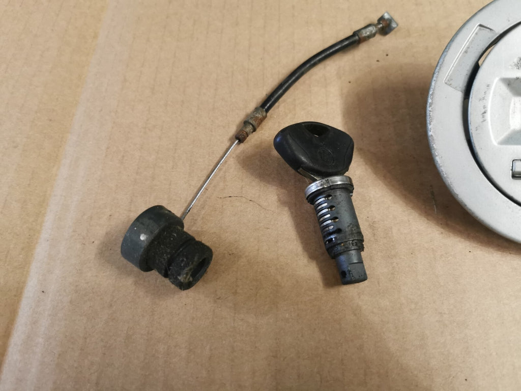 Tuel Cap & Seat Lock Set BMW F800 S ST 2008 (2006 - 2010)