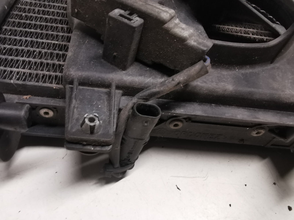 Radiator + Fan BMW F800 S ST 2008 (2006 - 2010)
