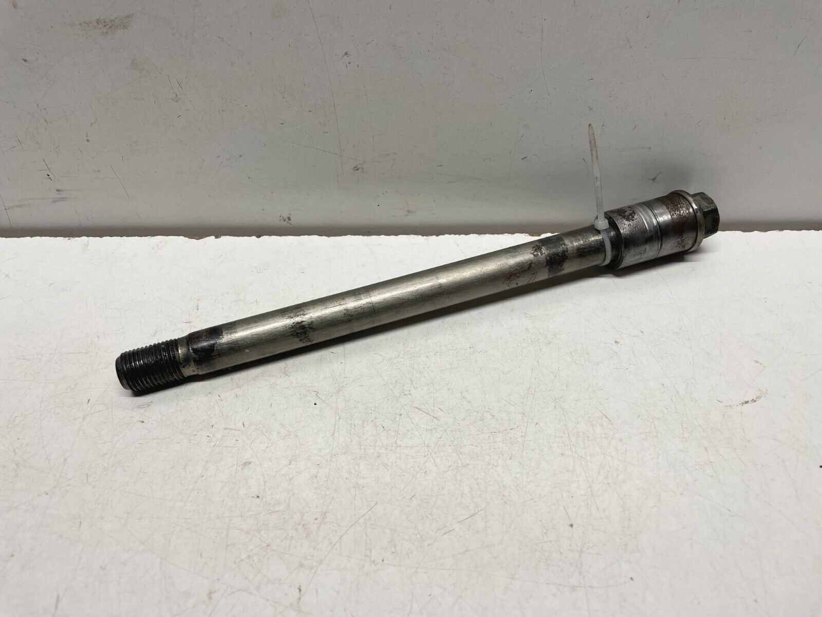 Front Wheel Spindle Yamaha XSR 700 2016 - 2020