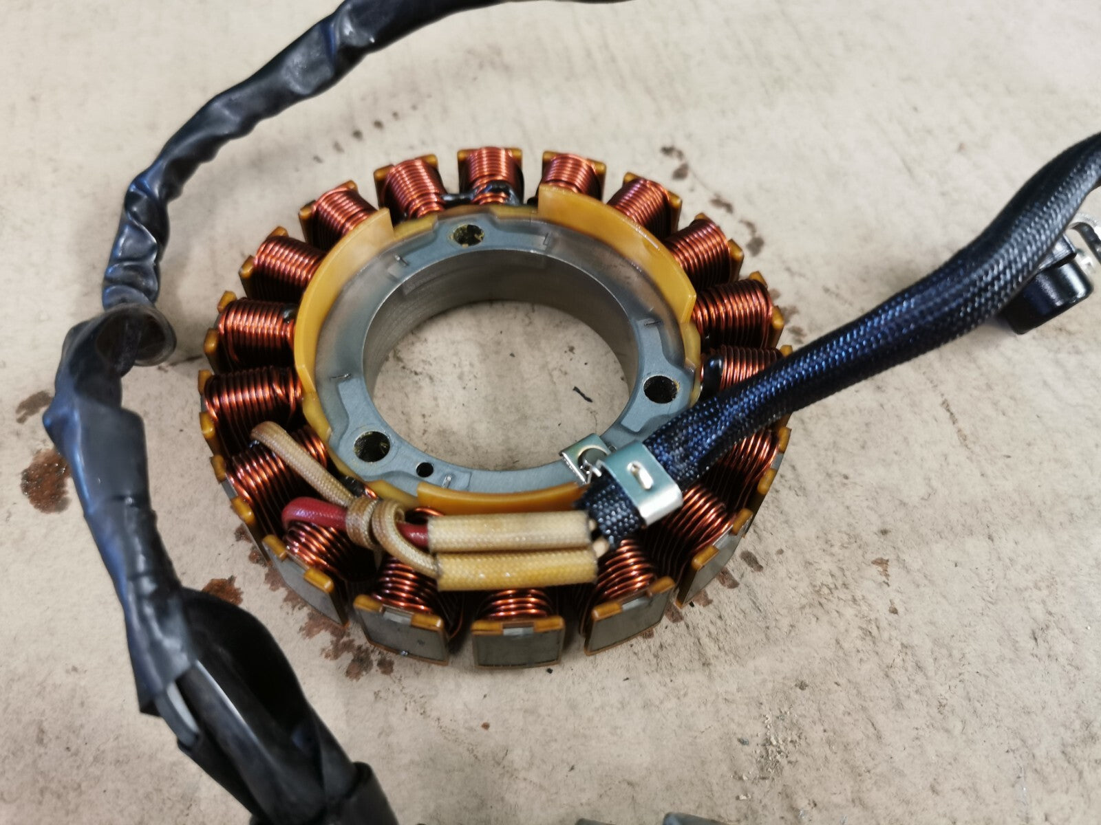 OEM Stator Generator + Pick up Coil Yamaha XSR 700 2016 - 2020 CP2