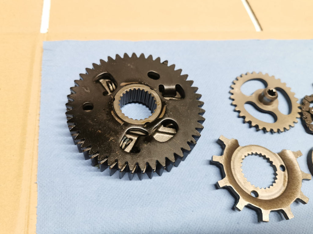 Engine Oil Pump Drive Gears Honda XL 1000 V Varadero 2000 (1999 - 2003)