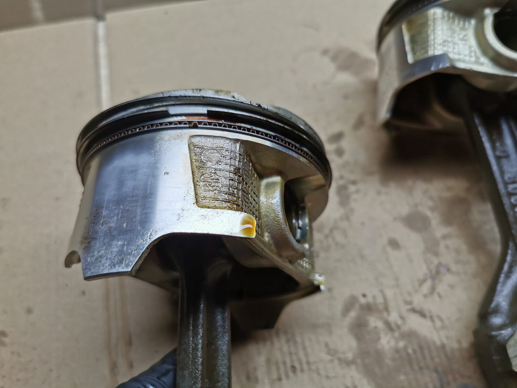 2x Conrod Connecting Rod + Piston Honda XL 1000 V Varadero 2000 (1999 - 2003)