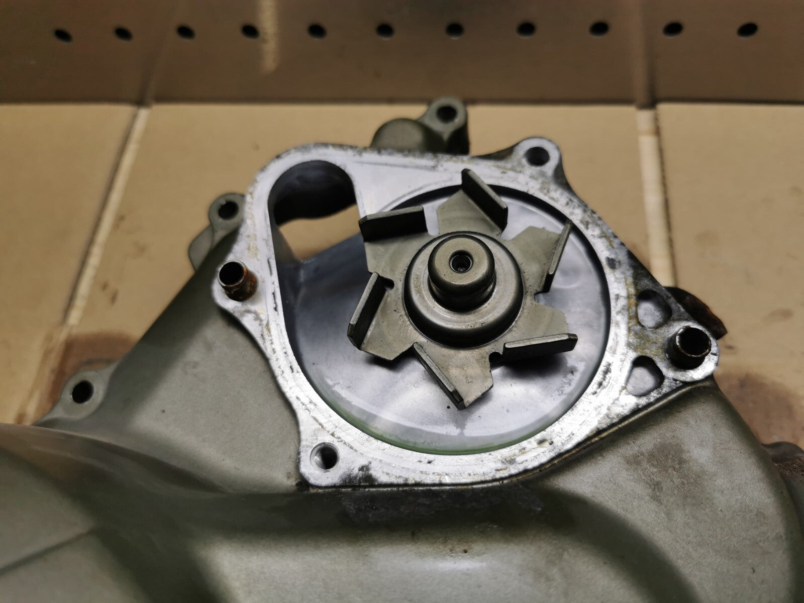 Engine Clutch Cover Honda XL 1000 V Varadero 2000 (1999 - 2003)