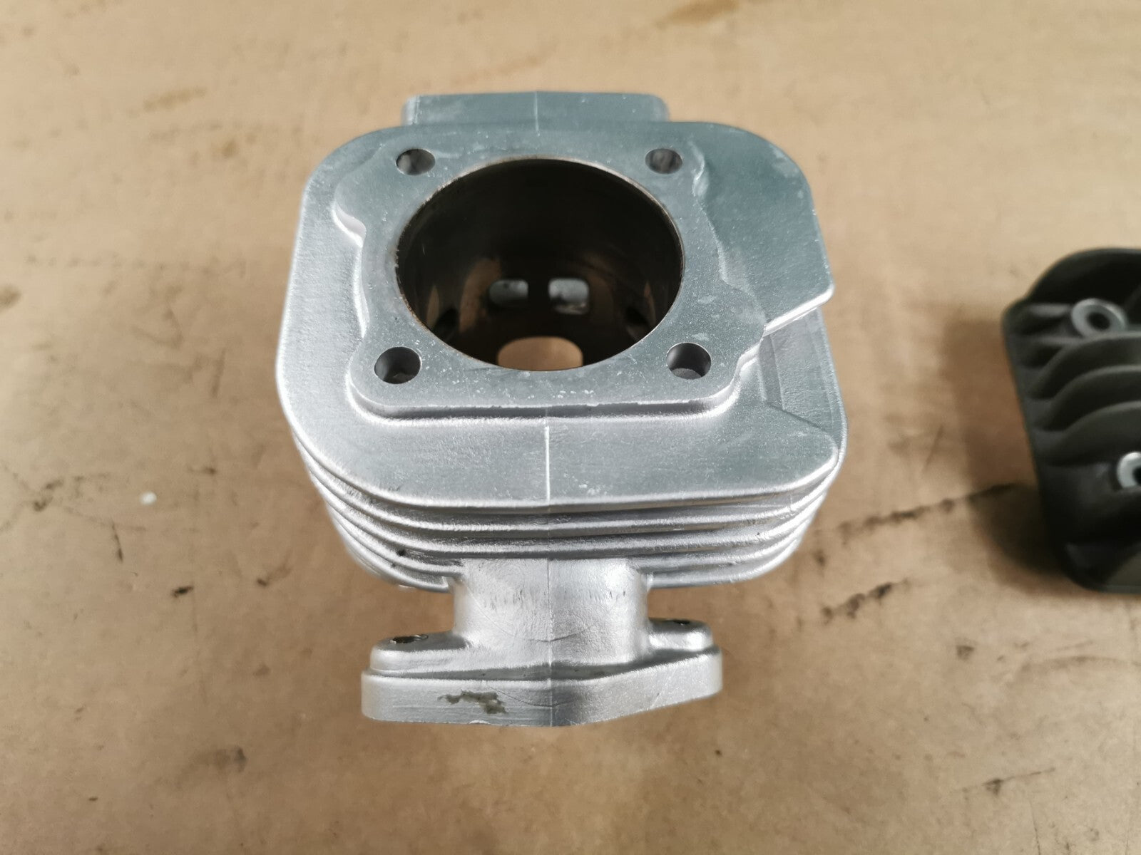 OEM Malossi 03 96 Cylinder Barrel + Head 2T made in Italy