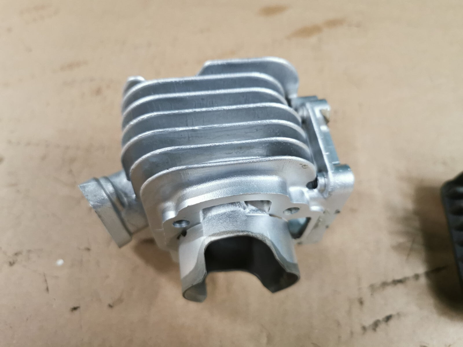 OEM Malossi 03 96 Cylinder Barrel + Head 2T made in Italy