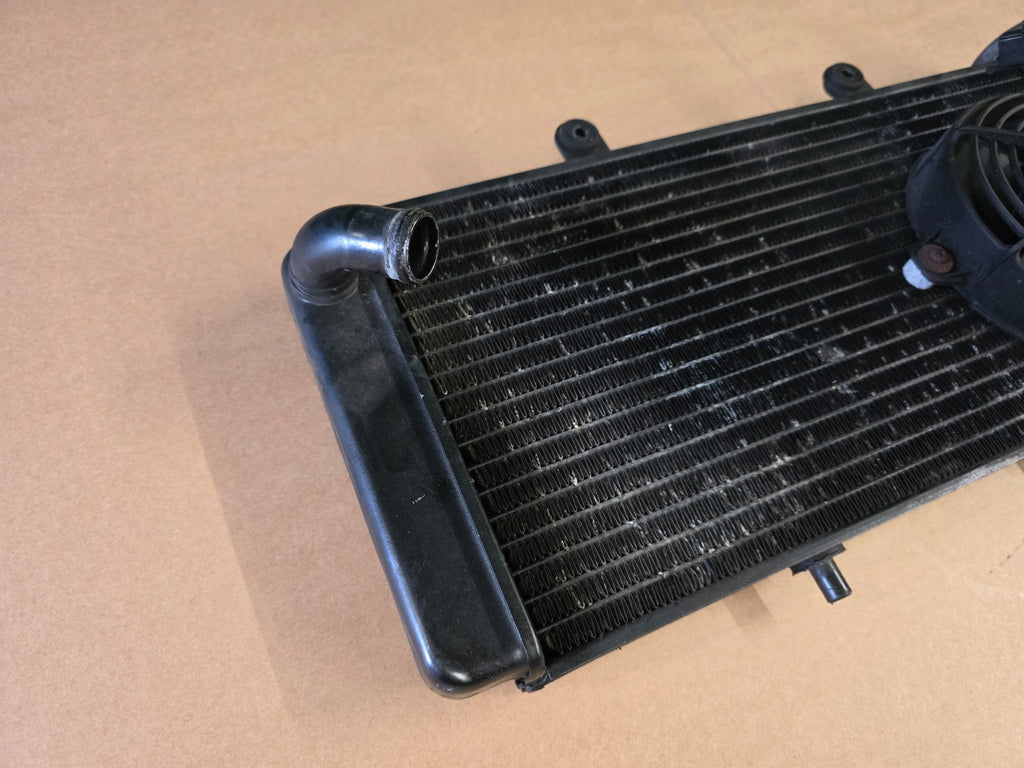 2001 - 2007 Aprilia Caponord ETV 1000 Water Radiator + Fan