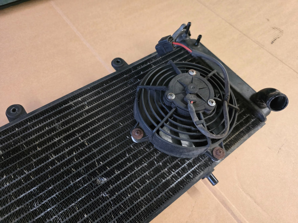 2001 - 2007 Aprilia Caponord ETV 1000 Water Radiator + Fan
