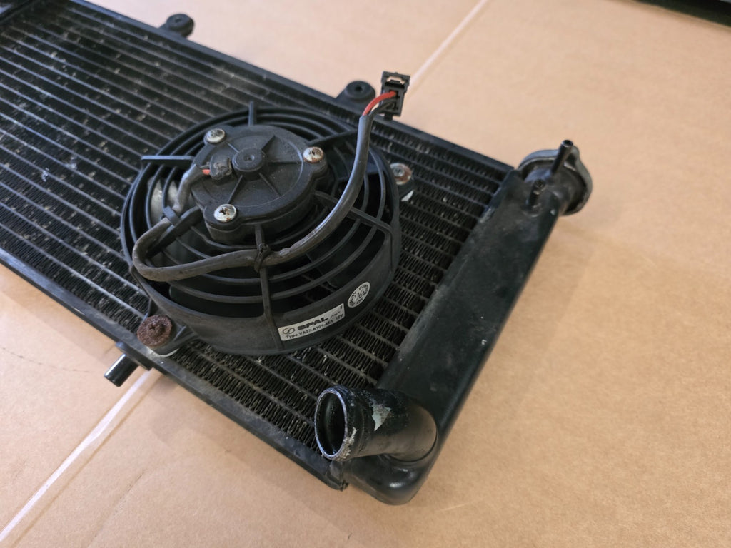 2001 - 2007 Aprilia Caponord ETV 1000 Water Radiator + Fan