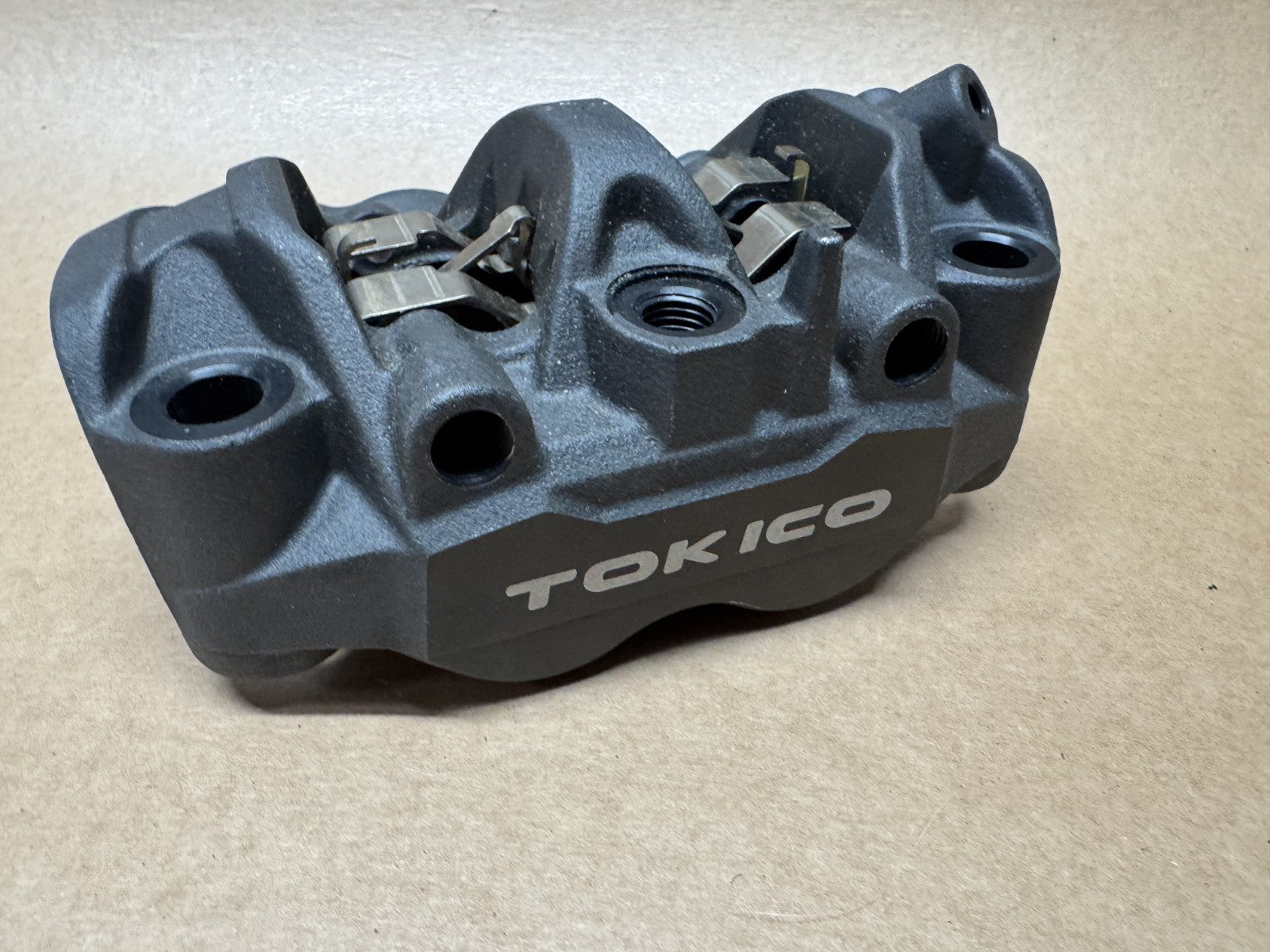 Honda CBR1000RR Fireblade SC77 2017 Front Right Brake Caliper NEW