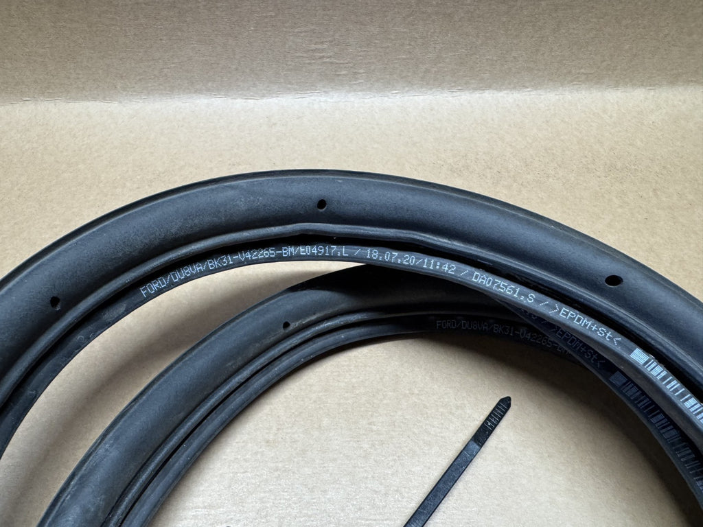 Genuine Ford Transit Mk8 Rear Door Centre Weatherstrip Seal BK31V42265BM