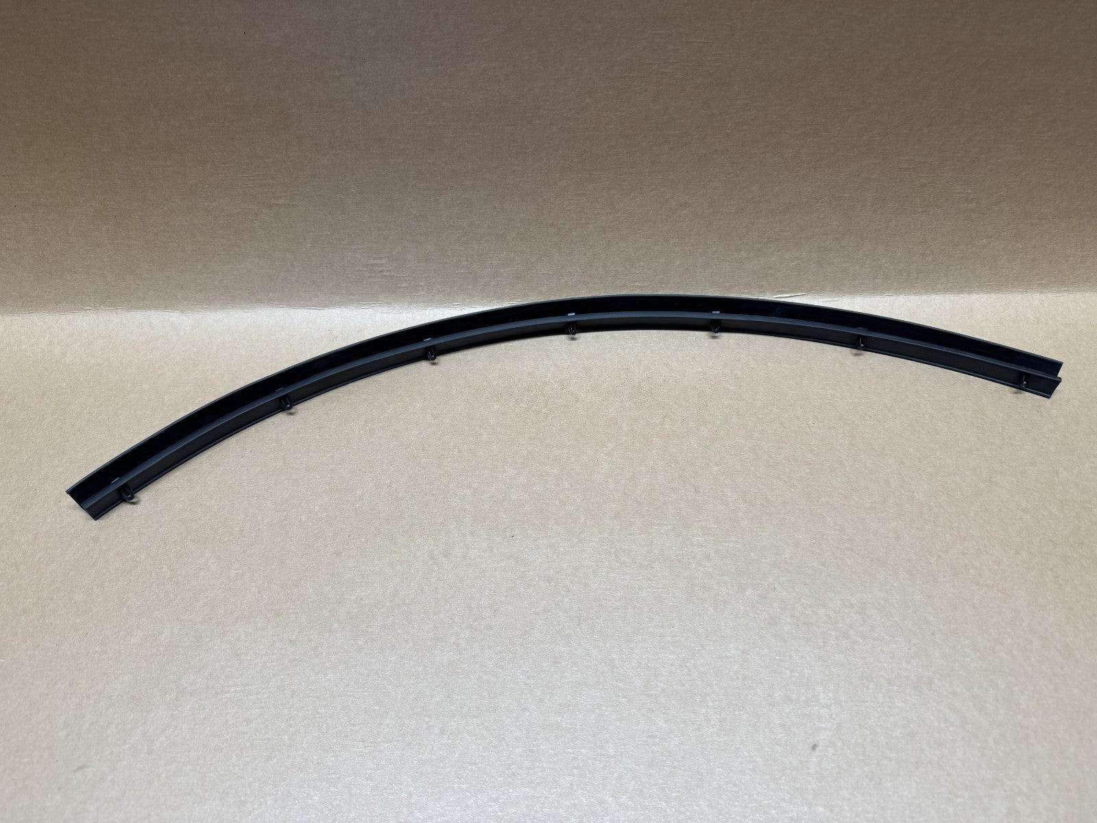 MG HS Rear Lower Right Side Door Weatherstrip Seal 10426384 NEW