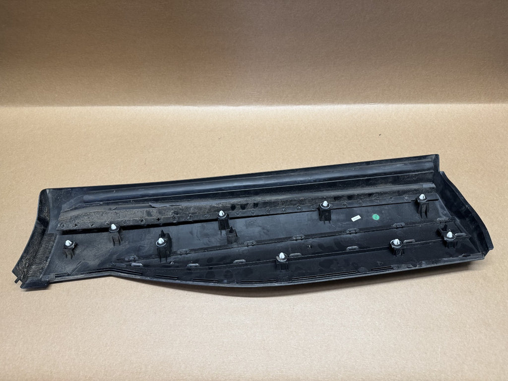 MG HS 2018 - 2024 Rear Right Driver Side Door Molding Trim 10423727