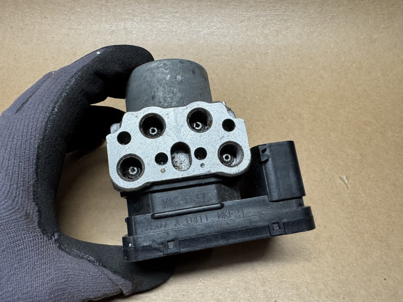 Honda CBR1000RR Fireblade SC77 2017 ABS Pump Module