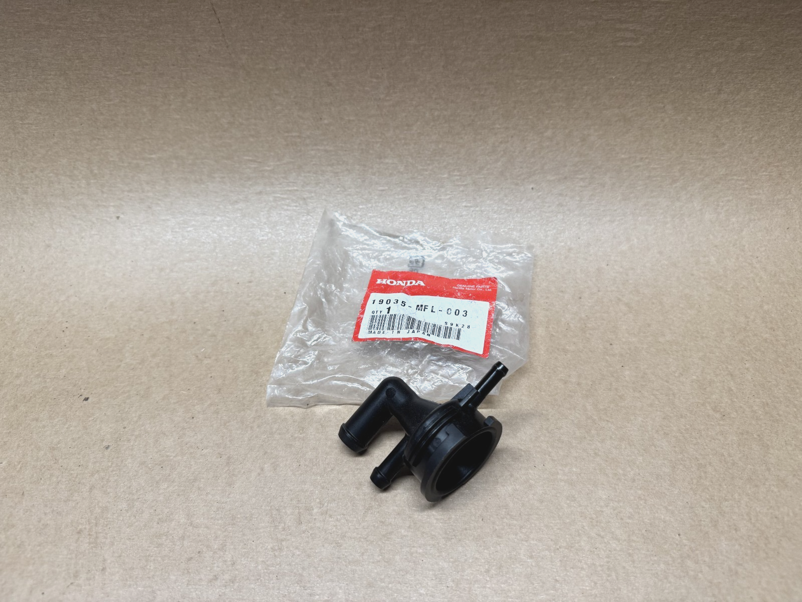 Honda CBR1000RR Fireblade SC77 2017 OEM Radiator Filler Neck