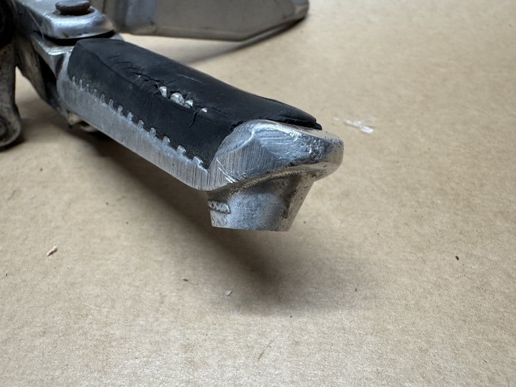 Honda CBR1000RR Fireblade SC77 2017 Front Left Foot Hanger Peg