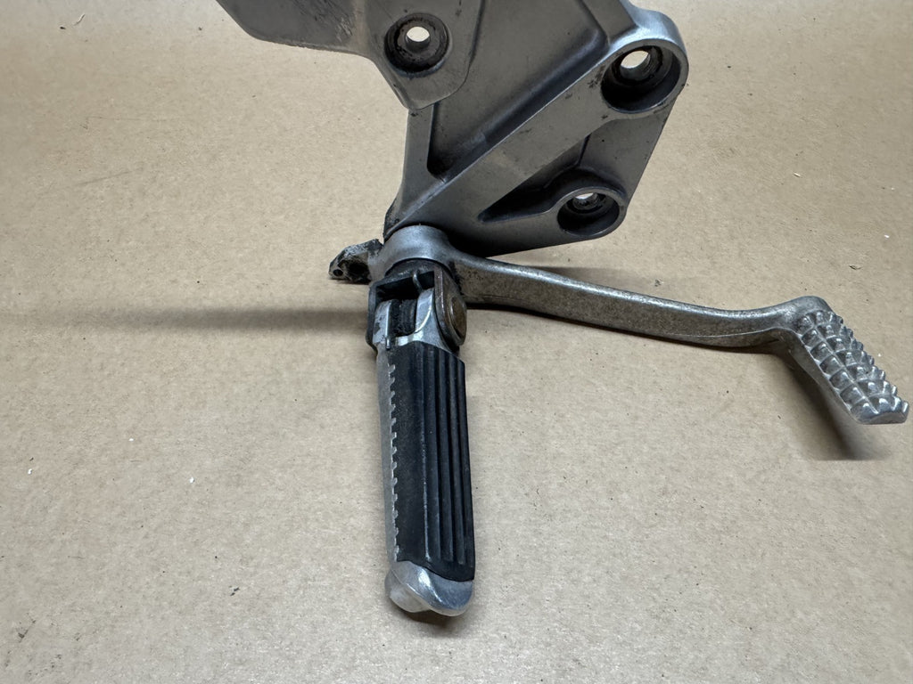 Honda CBR1000RR Fireblade SC77 2017 Front Right Foot Hanger Peg