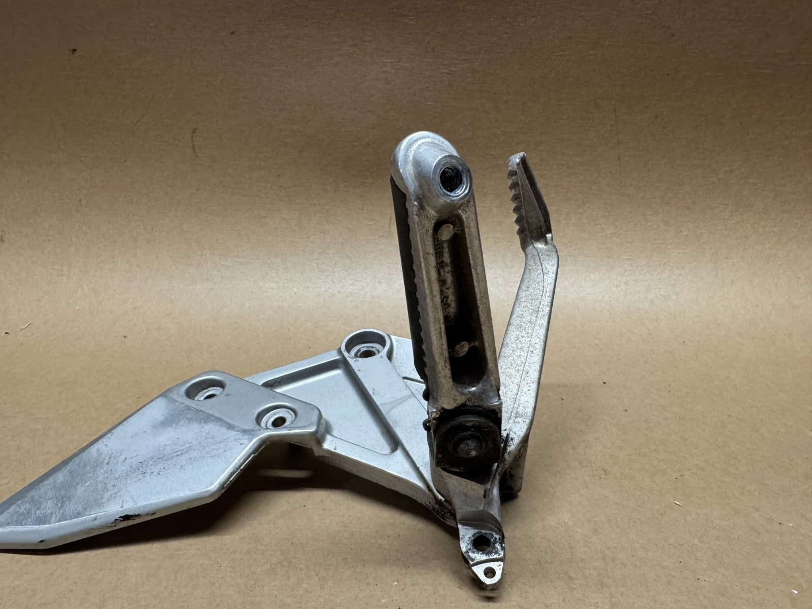 Honda CBR1000RR Fireblade SC77 2017 Front Right Foot Hanger Peg
