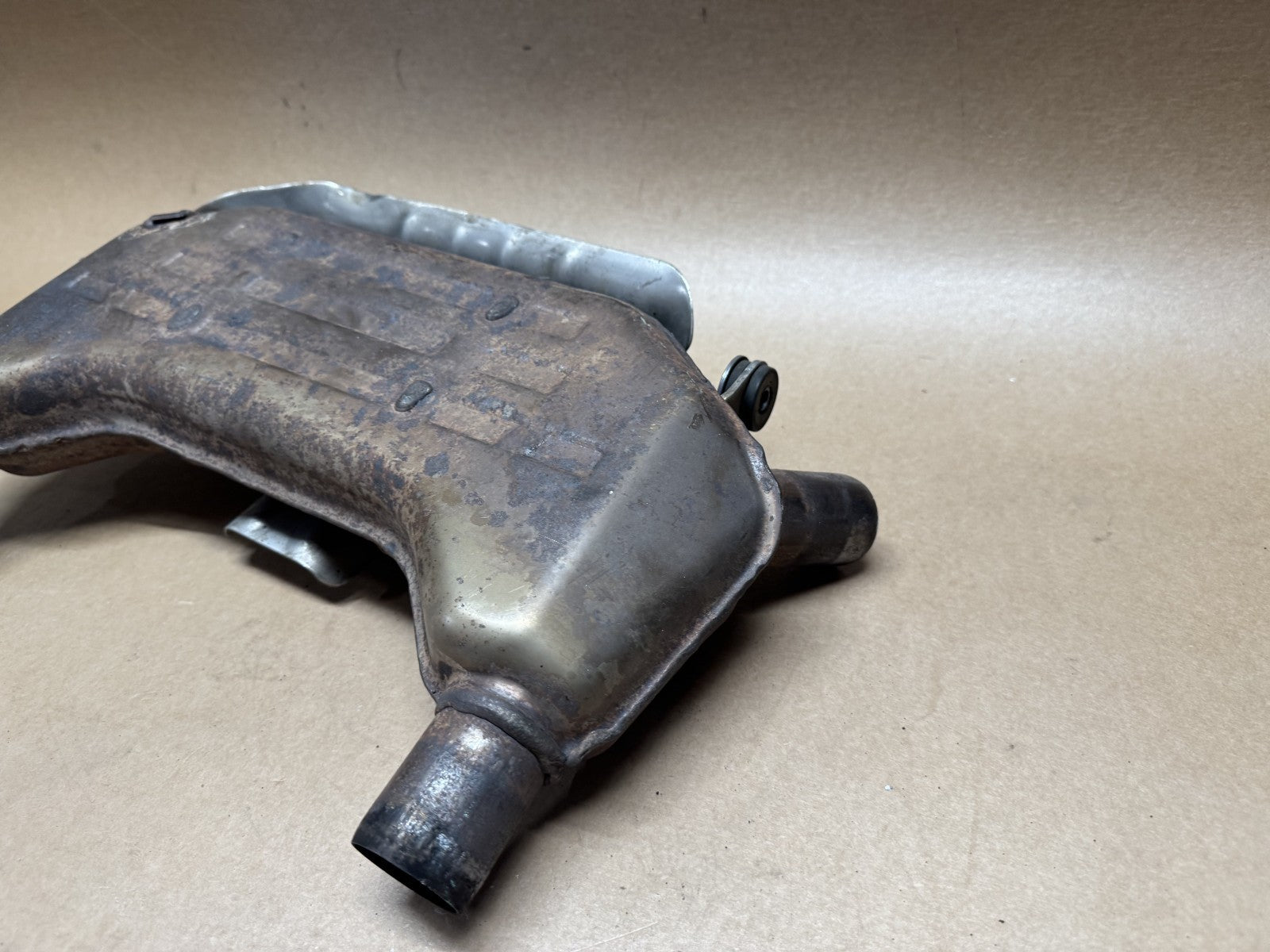 Triumph Thunderbird 1600 1700 Exhaust Catalytic Converter Catalyst Box
