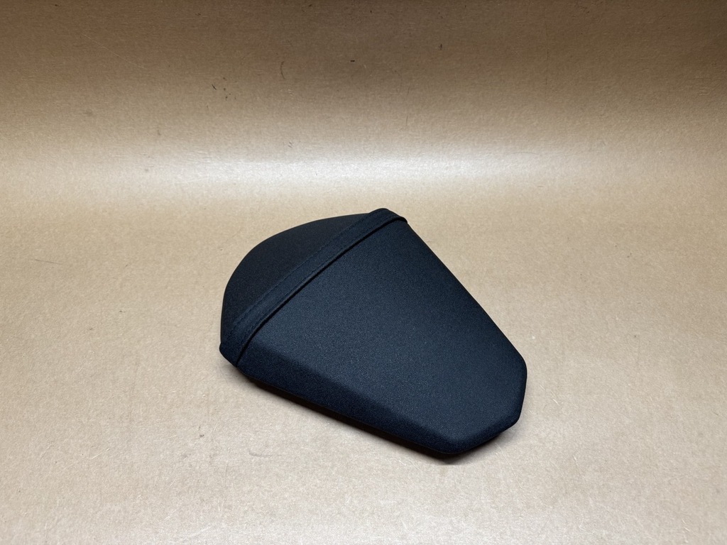 Suzuki GSX 8R 2023 Rear Pillion Seat
