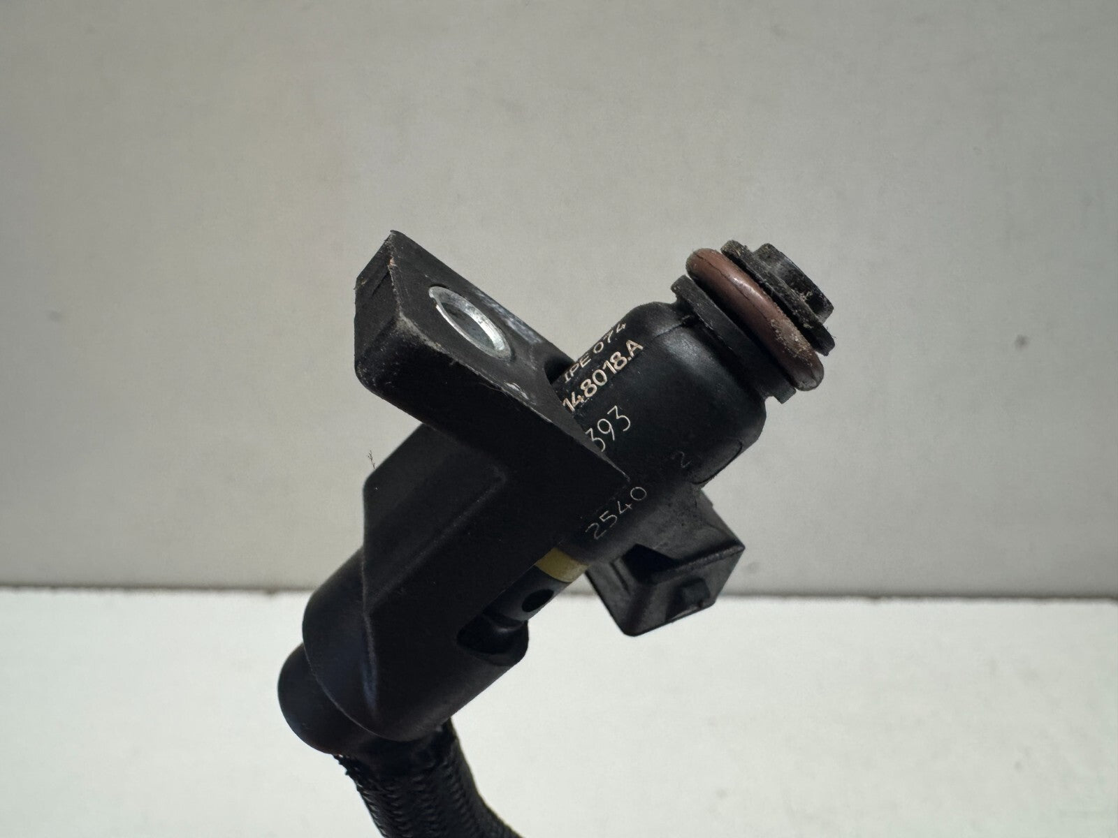 Fuel Injectors Lines Moto Guzzi V85 TT 2020