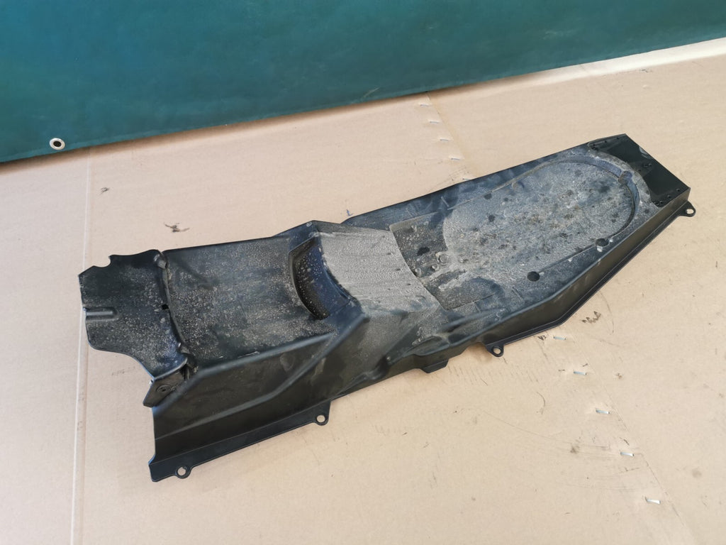 Undertray Moto Guzzi V85 TT 2020