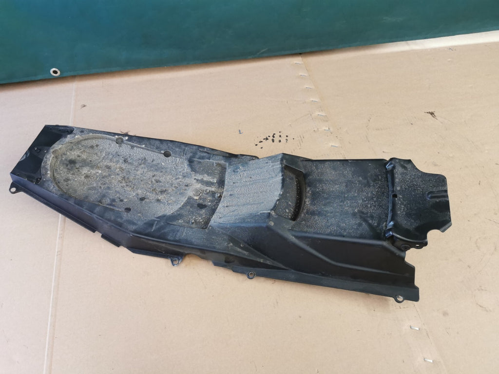 Undertray Moto Guzzi V85 TT 2020