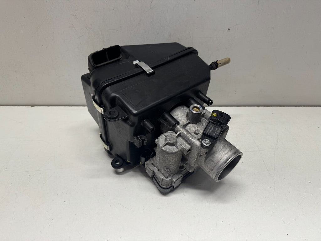Throttle Body + Airbox Moto Guzzi V85 TT 2020